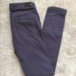 Y2K Levi’s Skinny Plum Jeans Pants Size 27